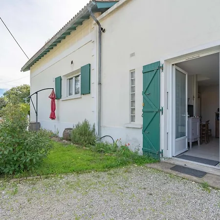 Gai Reveil - Les Capucines Bed & Breakfast